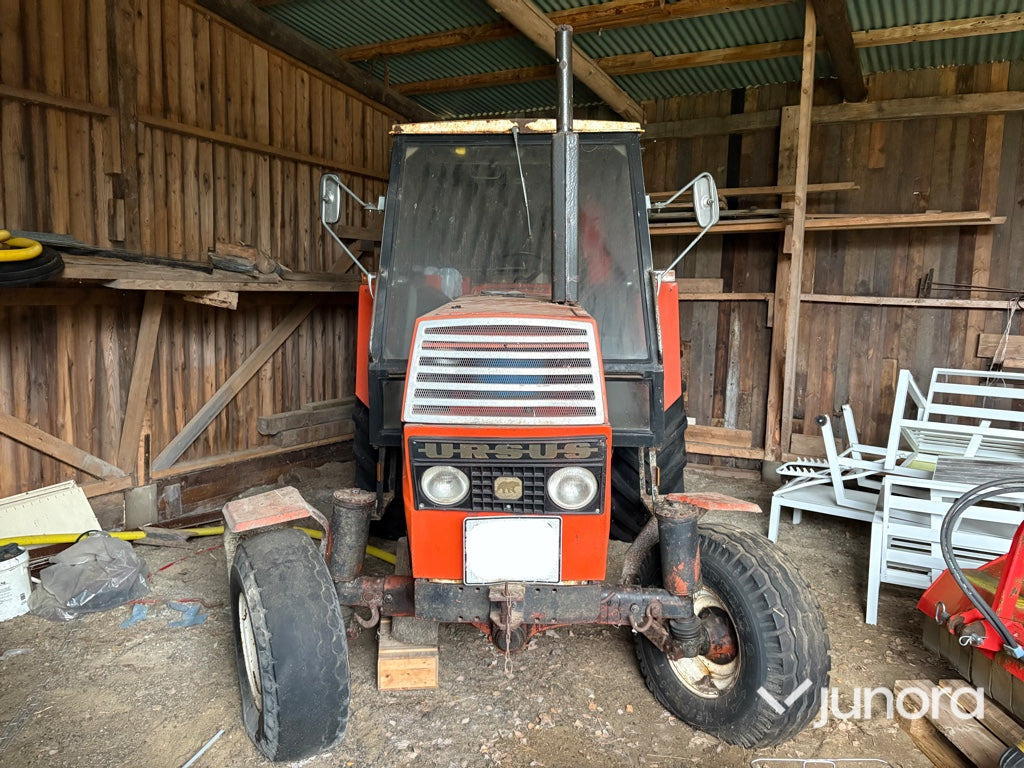 Traktor - Ursus 385 DE LUXE - Traktor: gambar 3 Traktor - Ursus 385 DE LUXE - Traktor: gambar 3