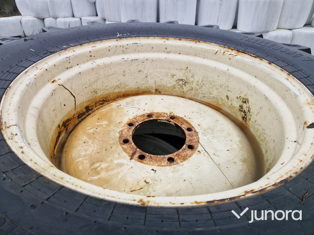 Traktordäck - Valmet 6400 - Roda untuk Traktor: gambar 5 Traktordäck - Valmet 6400 - Roda untuk Traktor: gambar 5