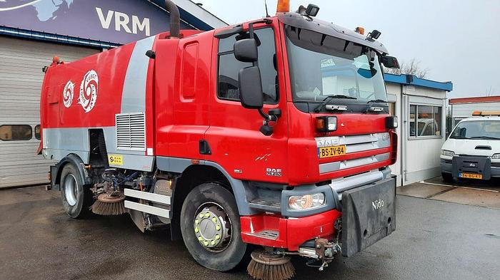 DAF FA CF-75 - Penyapu jalan: gambar 1 DAF FA CF-75 - Penyapu jalan: gambar 1