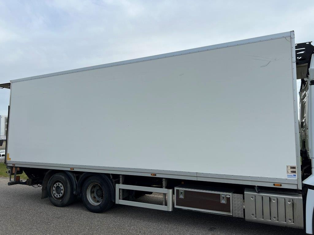 8,4 mtr glasfiber kasse - Xarios 500  - Tukar tubuh box: gambar 4 8,4 mtr glasfiber kasse - Xarios 500  - Tukar tubuh box: gambar 4