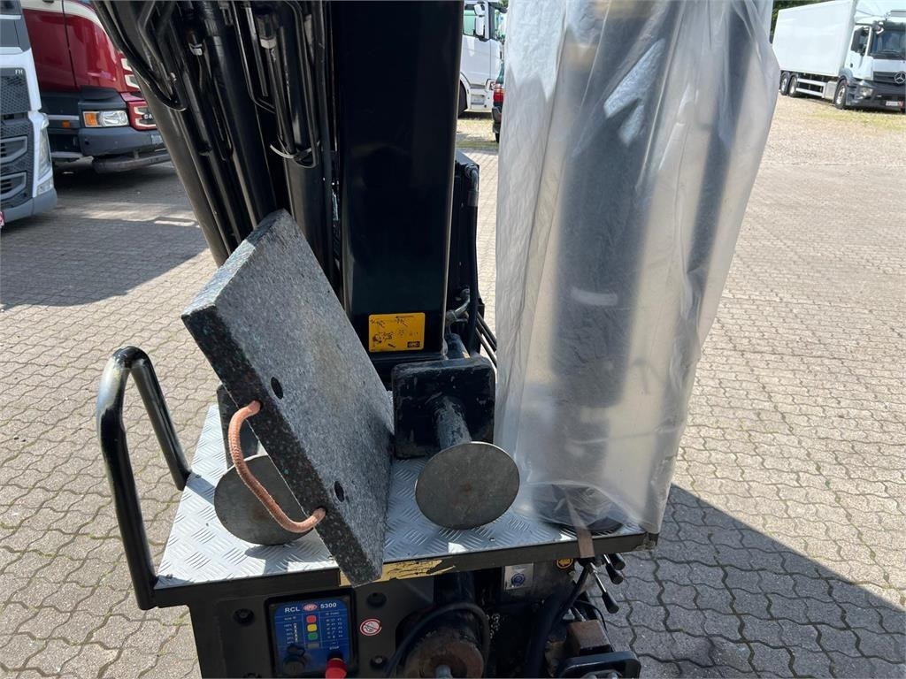 Derek pemuat untuk Truk HMF 2820K5 RCS: gambar 8