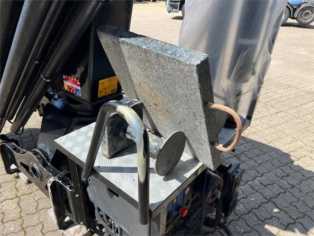 Derek pemuat untuk Truk HMF 2820K5 RCS: gambar 10