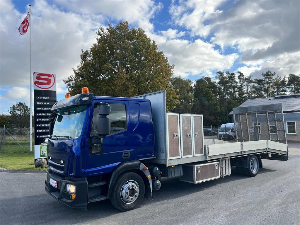 Iveco Euro Cargo 120 E22 - Truk pengangkut mobil: gambar 1 Iveco Euro Cargo 120 E22 - Truk pengangkut mobil: gambar 1