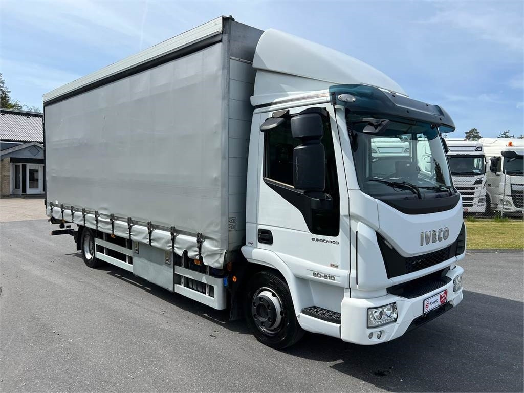 Iveco Eurocargo 8E21P 4x2 - Truk dengan terpal samping: gambar 2 Iveco Eurocargo 8E21P 4x2 - Truk dengan terpal samping: gambar 2