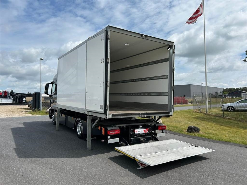 MAN TGL 8-220 4x2 BL incl. 2 stk veksellad - Pengangkut kontainer/ Container truck: gambar 3 MAN TGL 8-220 4x2 BL incl. 2 stk veksellad - Pengangkut kontainer/ Container truck: gambar 3