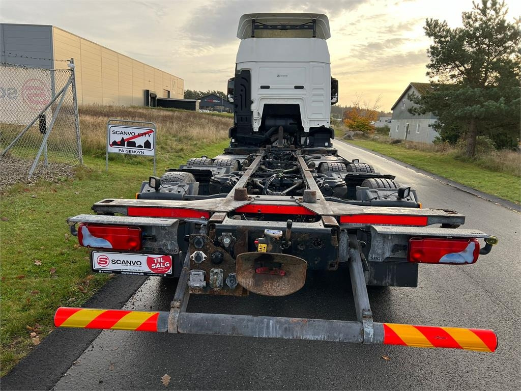 MAN TGS 26-440 6x2-4 LL - Pengangkut kontainer/ Container truck: gambar 5 MAN TGS 26-440 6x2-4 LL - Pengangkut kontainer/ Container truck: gambar 5