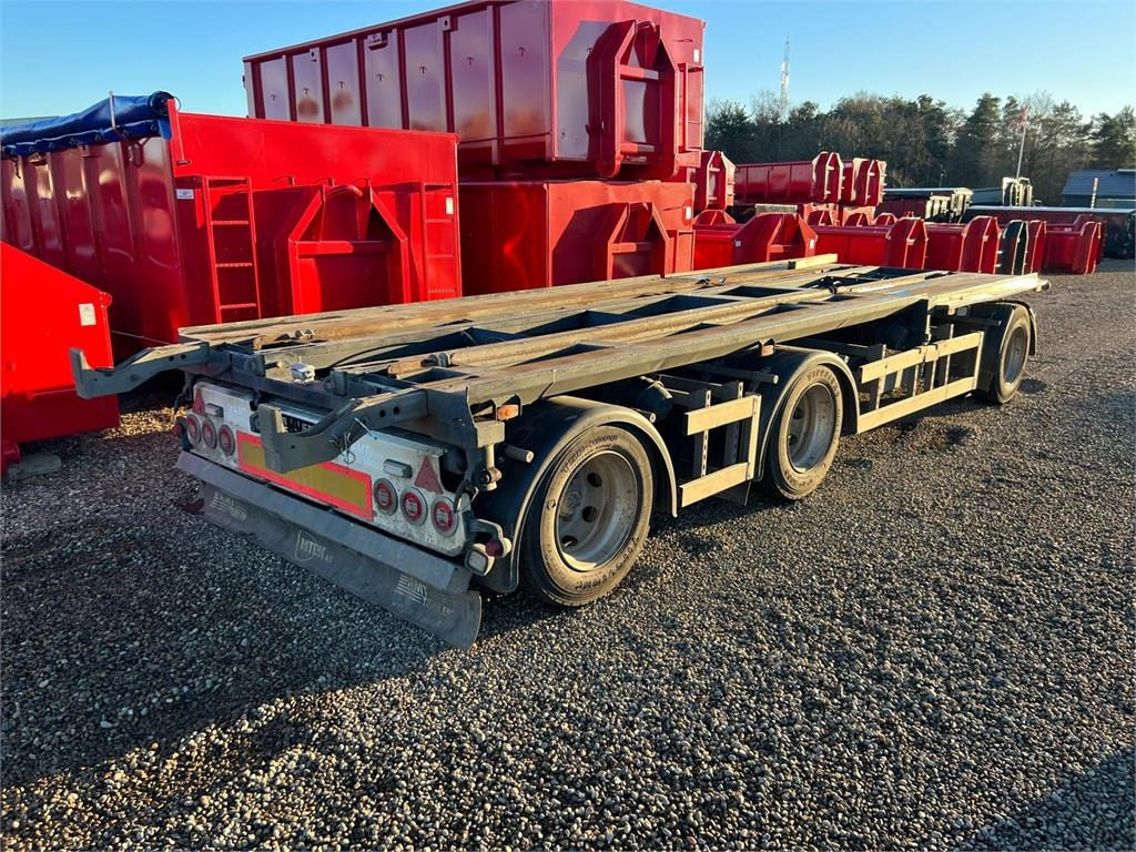 MTDK AO370 - 7,0 - 7,5 mtr. container - Trailer lewati: gambar 2 MTDK AO370 - 7,0 - 7,5 mtr. container - Trailer lewati: gambar 2
