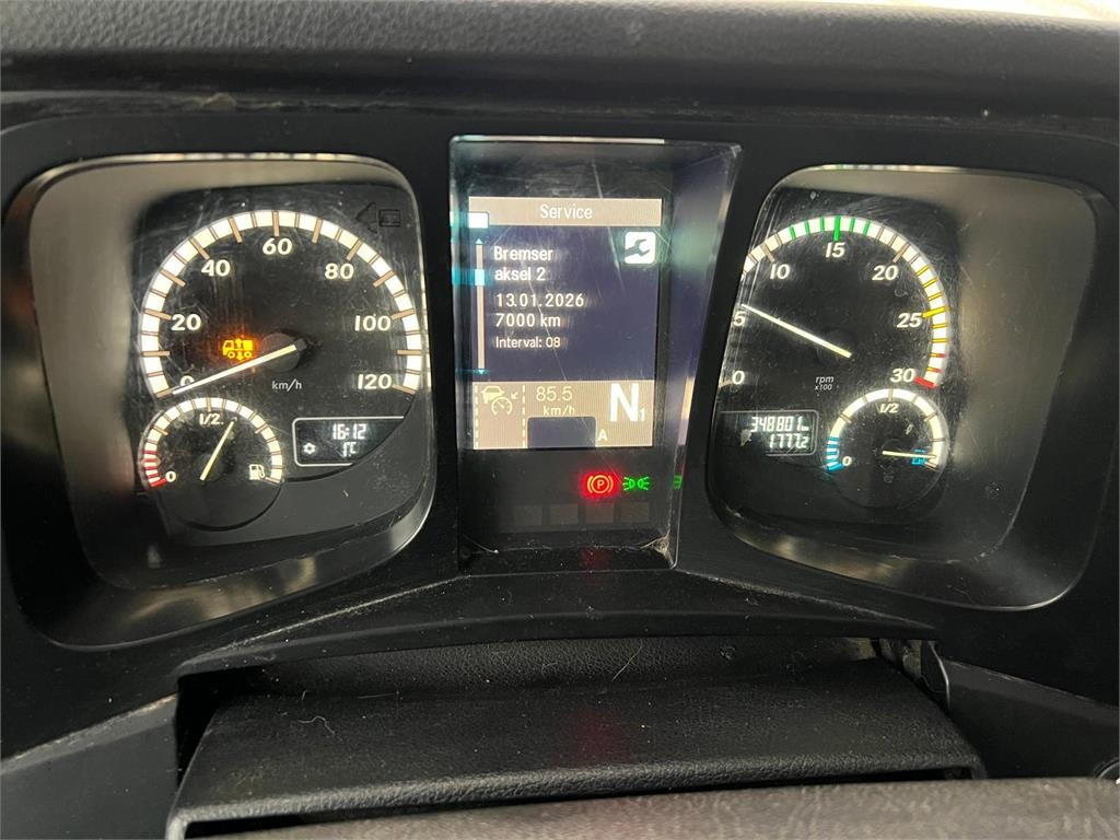 Mercedes-Benz Antos 2530 - NTM - Truk sampah: gambar 4 Mercedes-Benz Antos 2530 - NTM - Truk sampah: gambar 4