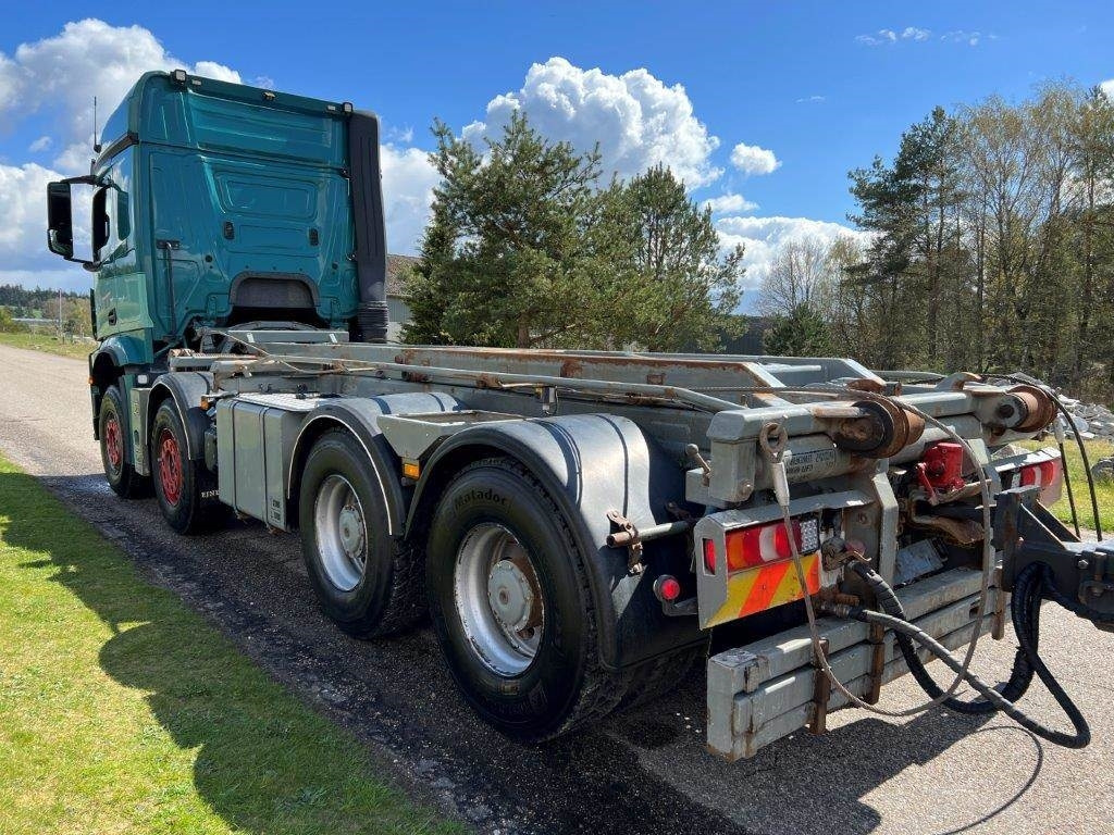 Mercedes-Benz Arocs 3251 K - Truk skip loader: gambar 4 Mercedes-Benz Arocs 3251 K - Truk skip loader: gambar 4