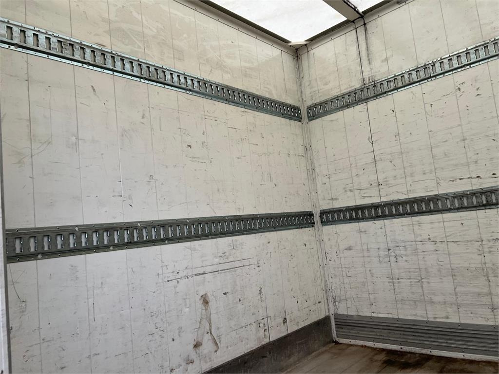 Mercedes-Benz Atego 1224 LnR - Truk box: gambar 4 Mercedes-Benz Atego 1224 LnR - Truk box: gambar 4