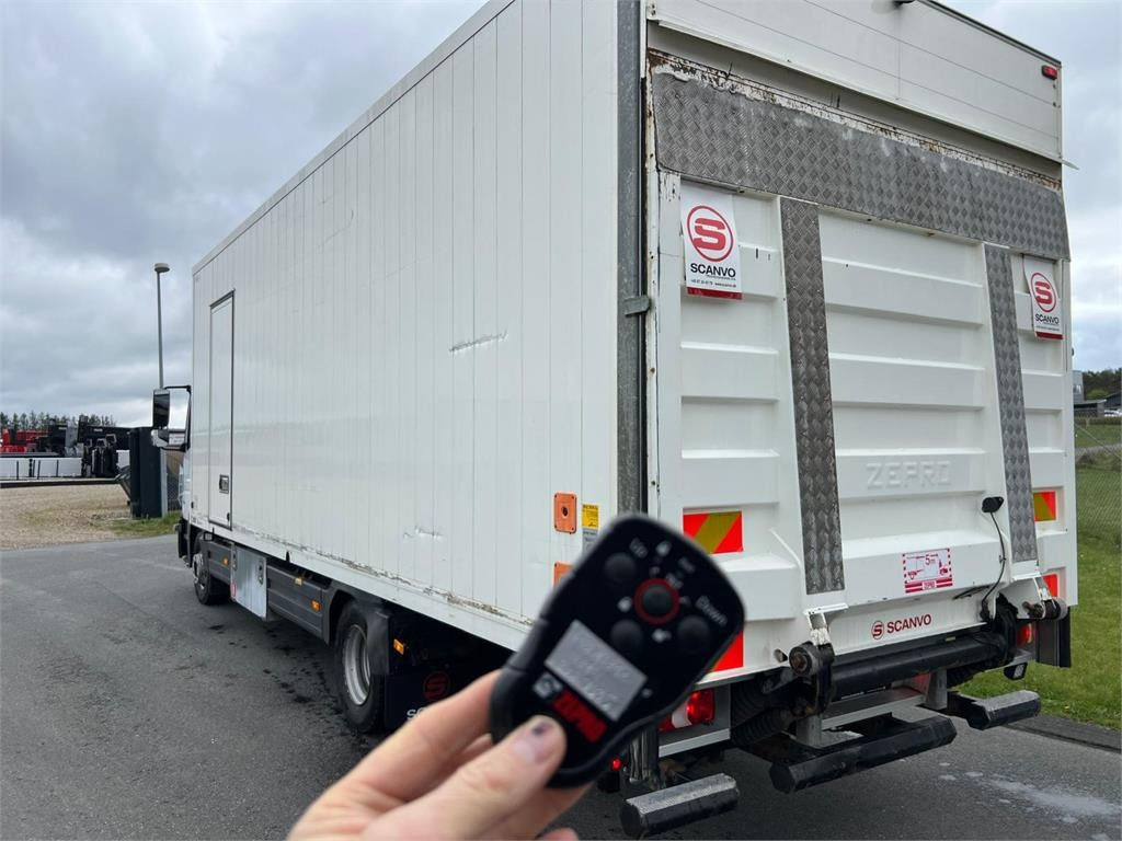 Mercedes-Benz Atego 1224 LnR - Truk box: gambar 3 Mercedes-Benz Atego 1224 LnR - Truk box: gambar 3