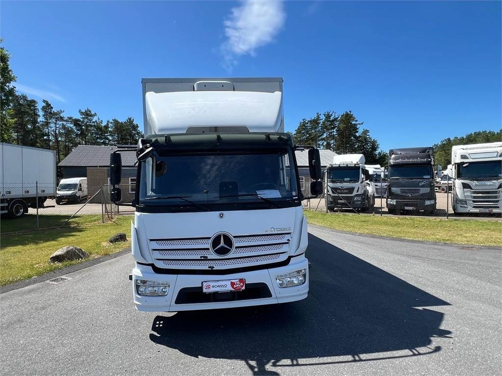 Mercedes-Benz Atego 1224 LnR - Truk box: gambar 2 Mercedes-Benz Atego 1224 LnR - Truk box: gambar 2