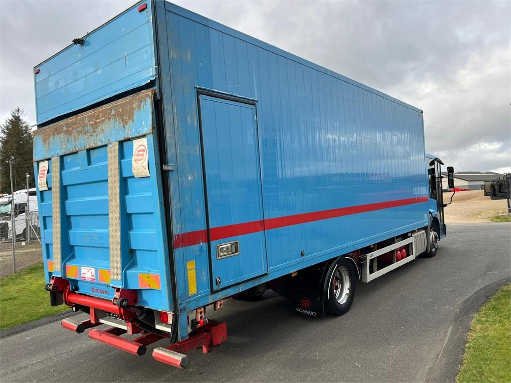 Mercedes-Benz Econic 1827 L - Truk box: gambar 5 Mercedes-Benz Econic 1827 L - Truk box: gambar 5