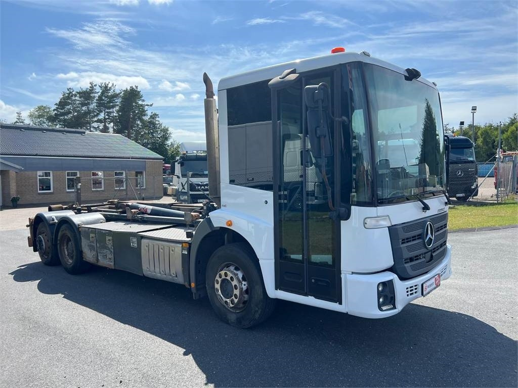 Mercedes-Benz Econic 2630 L - Hook lift: gambar 2 Mercedes-Benz Econic 2630 L - Hook lift: gambar 2