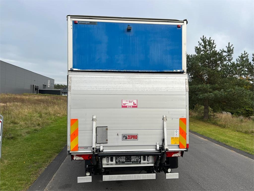 Mercedes-Benz Sprinter 516 CDI - Truk box: gambar 5 Mercedes-Benz Sprinter 516 CDI - Truk box: gambar 5