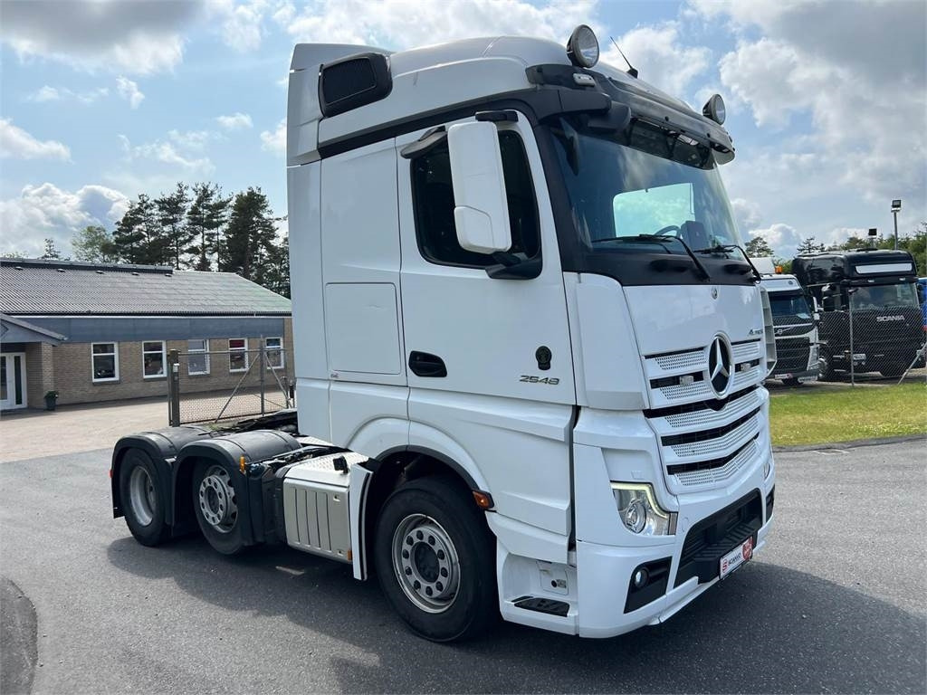 Mercedes-Benz Actros 2548 LS - Tractor head: gambar 2 Mercedes-Benz Actros 2548 LS - Tractor head: gambar 2