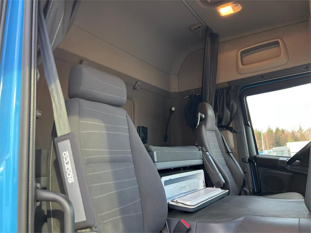 Scania P410 LA 4x2 MNB - Tractor head: gambar 5 Scania P410 LA 4x2 MNB - Tractor head: gambar 5