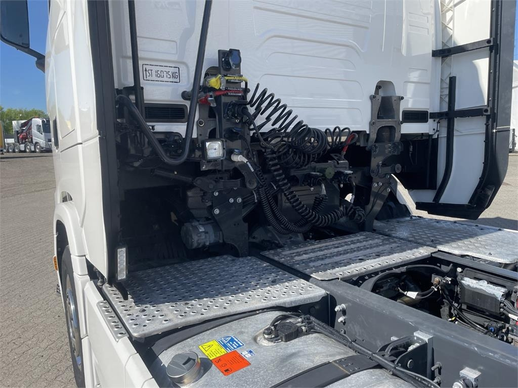 Scania S660 A 6x2 NB 2950 - Tractor head: gambar 5 Scania S660 A 6x2 NB 2950 - Tractor head: gambar 5