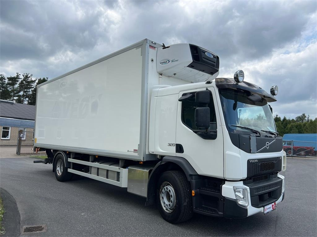 Volvo FE320 18 ton - Truk berpendingin: gambar 2 Volvo FE320 18 ton - Truk berpendingin: gambar 2
