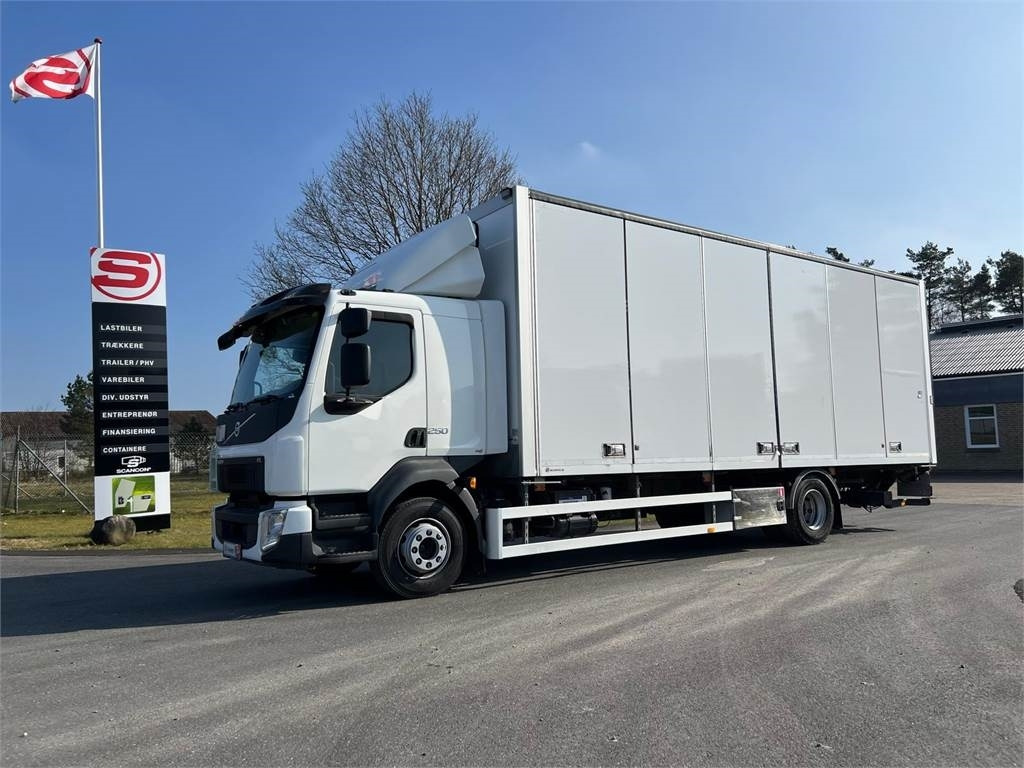 Volvo FL 16 ton 250HK - Truk box: gambar 1 Volvo FL 16 ton 250HK - Truk box: gambar 1