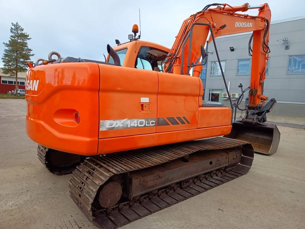 Doosan DX140LC KALLISTAJA+PYÖRITTÄJÄ - Ekskavator perayap: gambar 5 Doosan DX140LC KALLISTAJA+PYÖRITTÄJÄ - Ekskavator perayap: gambar 5