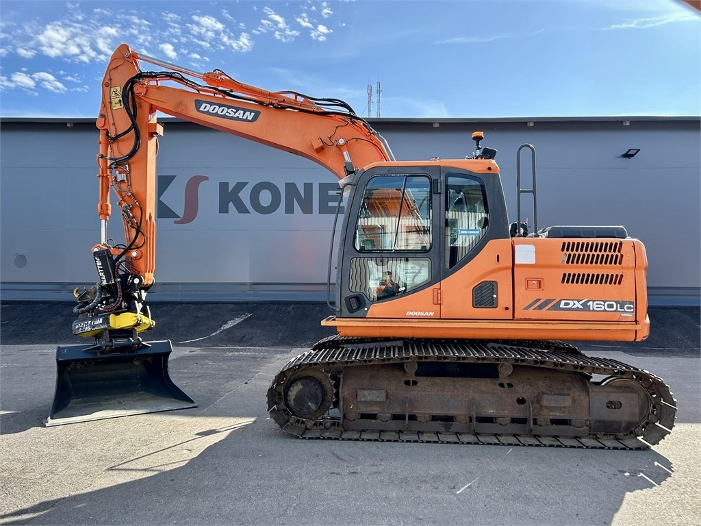 Doosan DX160LC-3 KALLISTAJA+PYÖRITTÄJÄ - Ekskavator perayap: gambar 1 Doosan DX160LC-3 KALLISTAJA+PYÖRITTÄJÄ - Ekskavator perayap: gambar 1