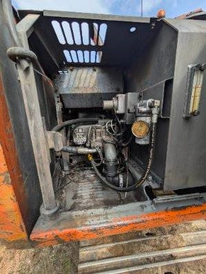 Hitachi EX100M-2 - Ekskavator perayap: gambar 4 Hitachi EX100M-2 - Ekskavator perayap: gambar 4