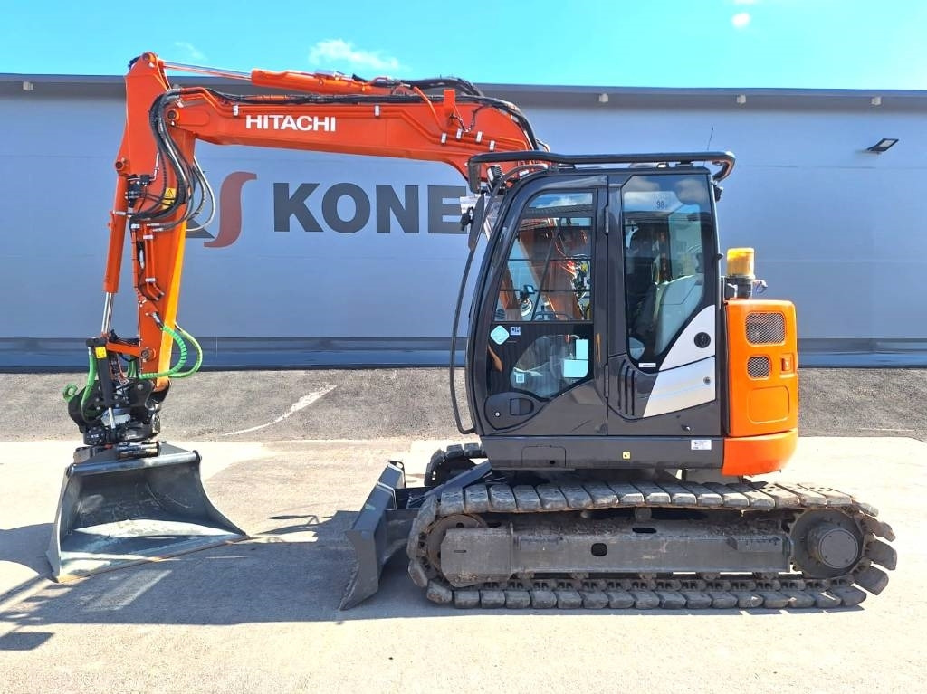 Hitachi MYYTY! SOLD! ZX85US-6 HUIPPUVARUSTEILLA - Ekskavator mini: gambar 1 Hitachi MYYTY! SOLD! ZX85US-6 HUIPPUVARUSTEILLA - Ekskavator mini: gambar 1
