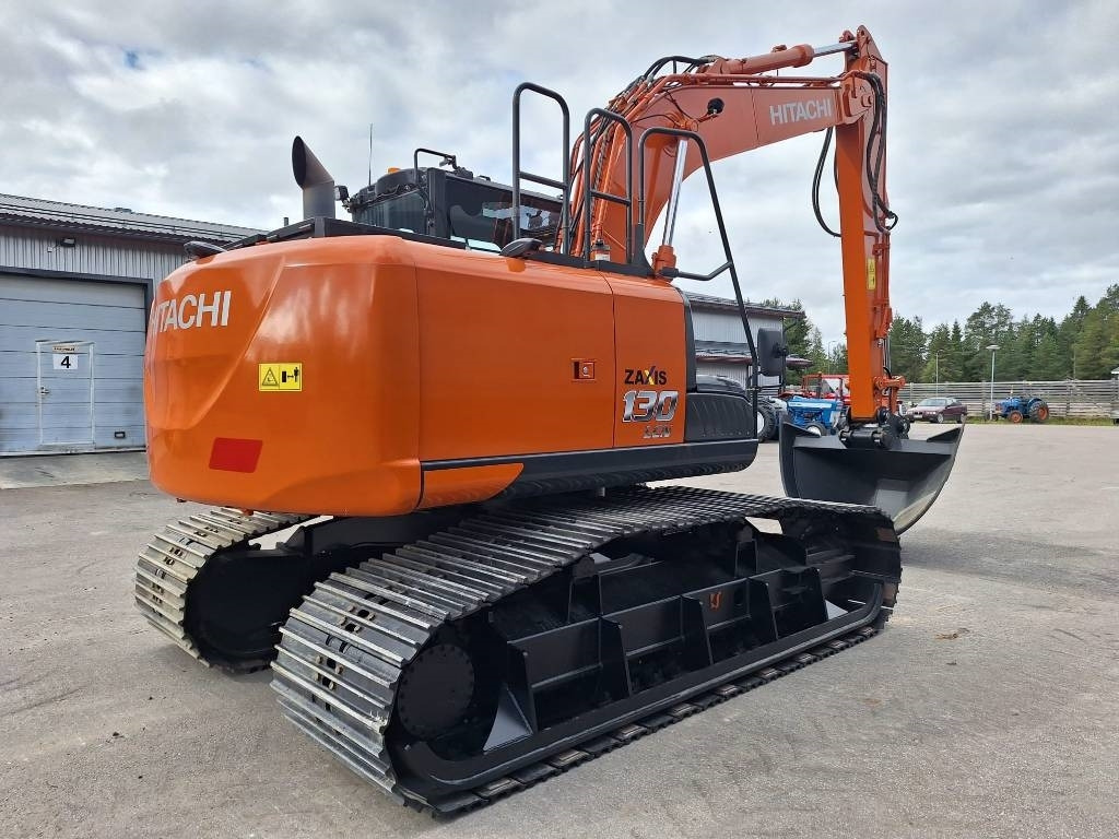 Hitachi ZX130LC-7M -SUOALUSTA- - Ekskavator perayap: gambar 5 Hitachi ZX130LC-7M -SUOALUSTA- - Ekskavator perayap: gambar 5