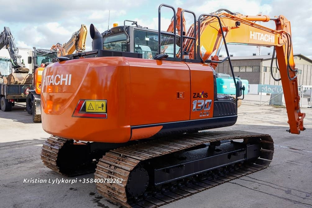 Hitachi ZX130LCN-7 VÄHÄN AJETTU - Ekskavator perayap: gambar 5 Hitachi ZX130LCN-7 VÄHÄN AJETTU - Ekskavator perayap: gambar 5