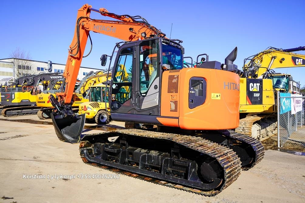 Hitachi ZX135US-6 METSÄALUSTALLA - Ekskavator perayap: gambar 2 Hitachi ZX135US-6 METSÄALUSTALLA - Ekskavator perayap: gambar 2