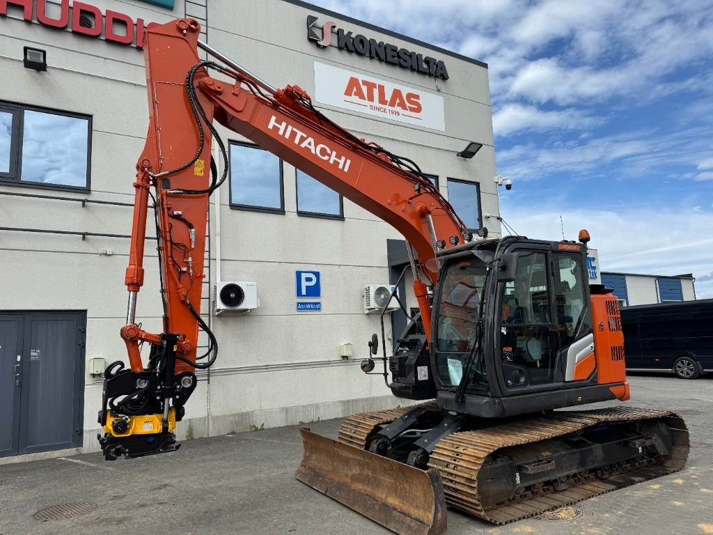 Hitachi ZX135USBL-7 PYÖRITTÄJÄLLÄ - Ekskavator perayap: gambar 2 Hitachi ZX135USBL-7 PYÖRITTÄJÄLLÄ - Ekskavator perayap: gambar 2