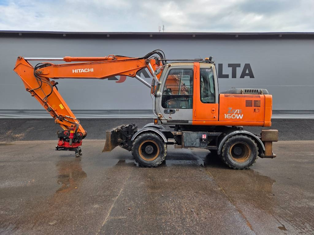 Hitachi ZX160 W PYÖRITTÄJÄLLÄ - Ekskavator roda: gambar 1 Hitachi ZX160 W PYÖRITTÄJÄLLÄ - Ekskavator roda: gambar 1