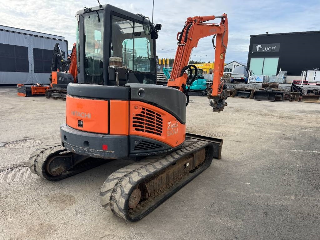 Hitachi ZX50U-2 PYÖRITTÄJÄLLÄ - Ekskavator mini: gambar 5 Hitachi ZX50U-2 PYÖRITTÄJÄLLÄ - Ekskavator mini: gambar 5