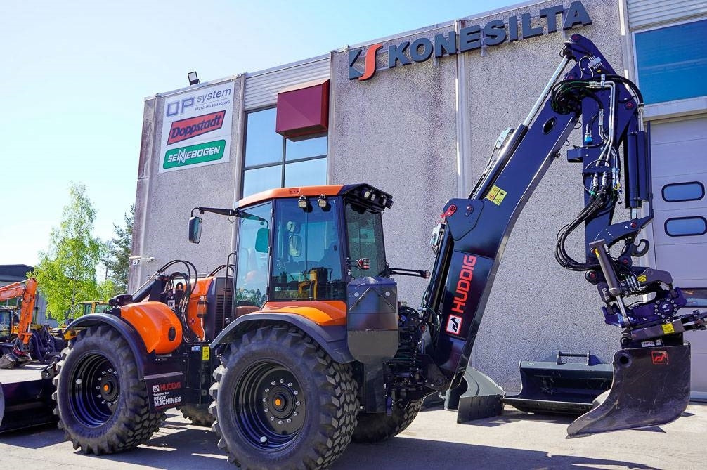 Backhoe loader Huddig 1370 City EX-DEMO Myyty! Sold!: gambar 22