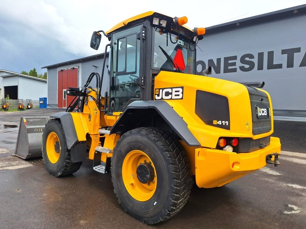 JCB MYYTY! SOLD! 411HT T4F HYVÄT RENKAAT YM. - Wheel loader: gambar 2 JCB MYYTY! SOLD! 411HT T4F HYVÄT RENKAAT YM. - Wheel loader: gambar 2