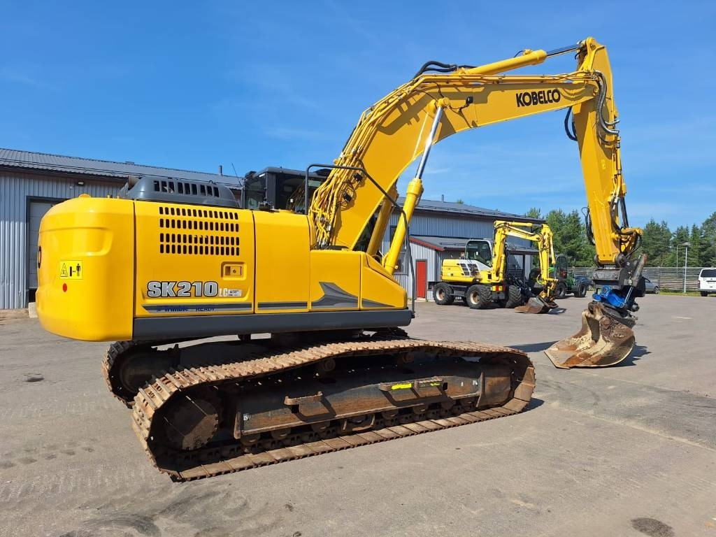 Kobelco SK210LC-11 PYÖRITTÄJÄLLÄ - Ekskavator perayap: gambar 4 Kobelco SK210LC-11 PYÖRITTÄJÄLLÄ - Ekskavator perayap: gambar 4