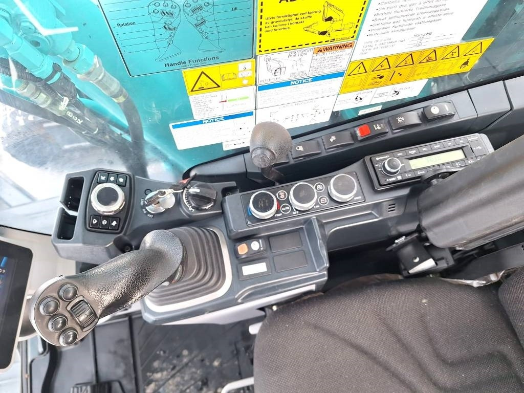 Ekskavator mini Kobelco SK75SR-7 PYÖRITTÄJÄLLÄ: gambar 15