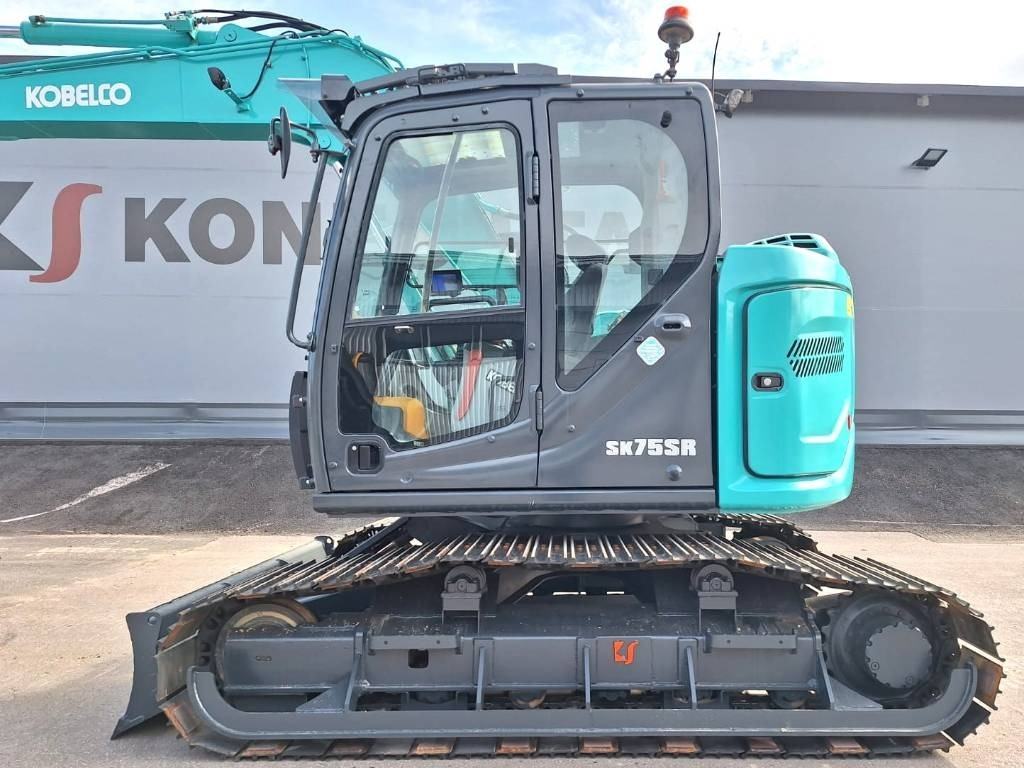 Kobelco SK75SRL-7 -SUOALUSTA- - Ekskavator mini: gambar 2 Kobelco SK75SRL-7 -SUOALUSTA- - Ekskavator mini: gambar 2