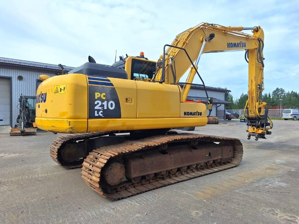 Komatsu MYYTY! SOLD! PC210LC-8 PYÖRITTÄJÄLLÄ - Ekskavator perayap: gambar 4 Komatsu MYYTY! SOLD! PC210LC-8 PYÖRITTÄJÄLLÄ - Ekskavator perayap: gambar 4