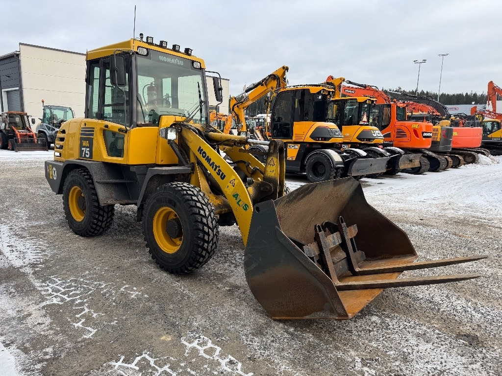 Komatsu WA75-3 30KM/H, 1-omistaja - Wheel loader: gambar 5 Komatsu WA75-3 30KM/H, 1-omistaja - Wheel loader: gambar 5