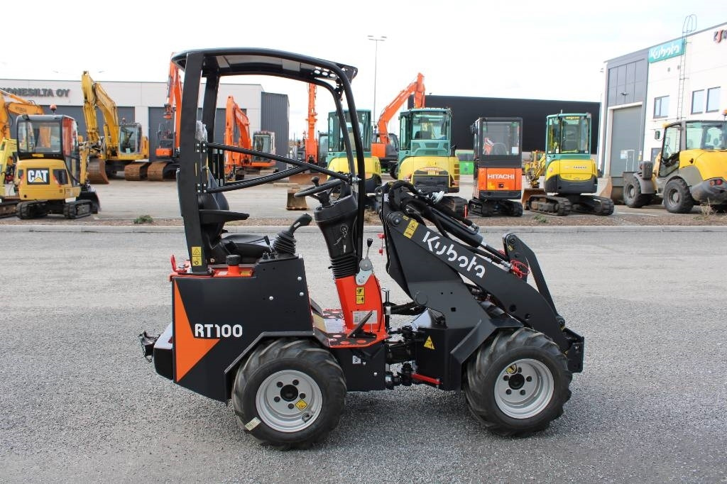 Kubota RT100-2 UUSI - Pemuat ringkas: gambar 5 Kubota RT100-2 UUSI - Pemuat ringkas: gambar 5