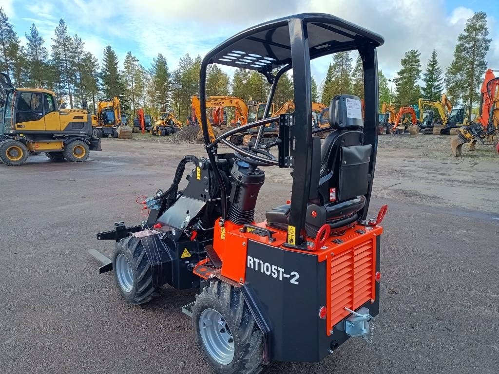 Kubota RT105-2 TELEPUOMI - Pemuat ringkas: gambar 5 Kubota RT105-2 TELEPUOMI - Pemuat ringkas: gambar 5