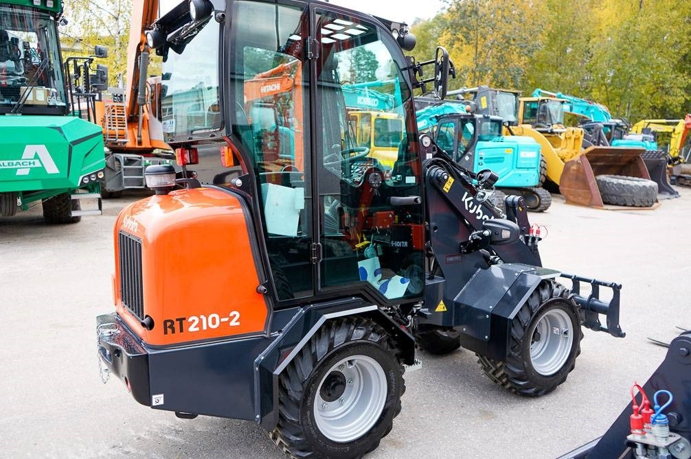 Kubota RT210-2 UUSI - Pemuat ringkas: gambar 5 Kubota RT210-2 UUSI - Pemuat ringkas: gambar 5