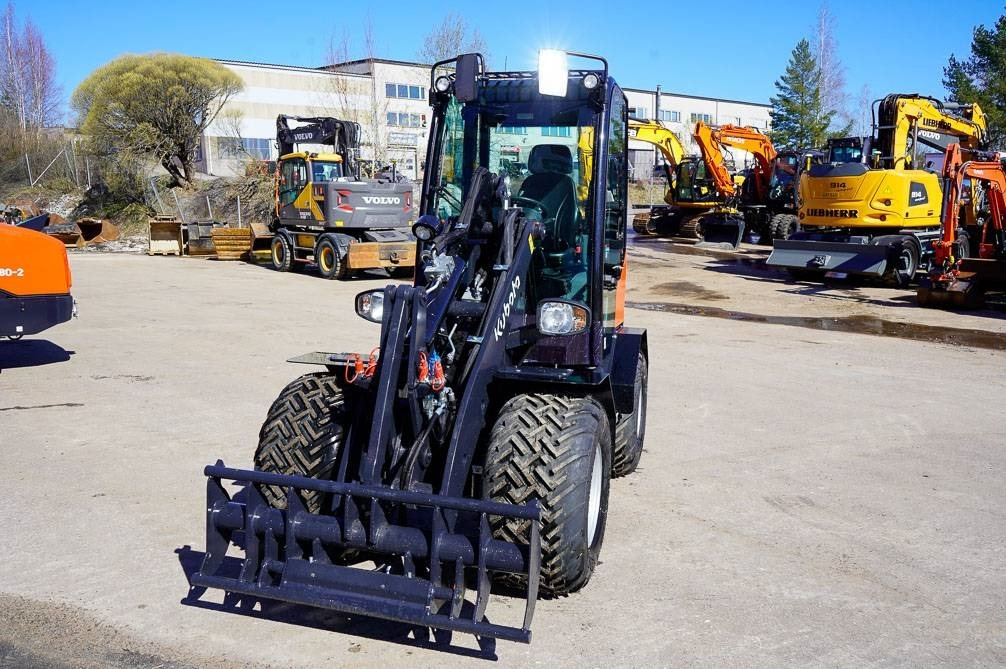 Kubota RT250-2 UUSI KONE! - Pemuat ringkas: gambar 3 Kubota RT250-2 UUSI KONE! - Pemuat ringkas: gambar 3