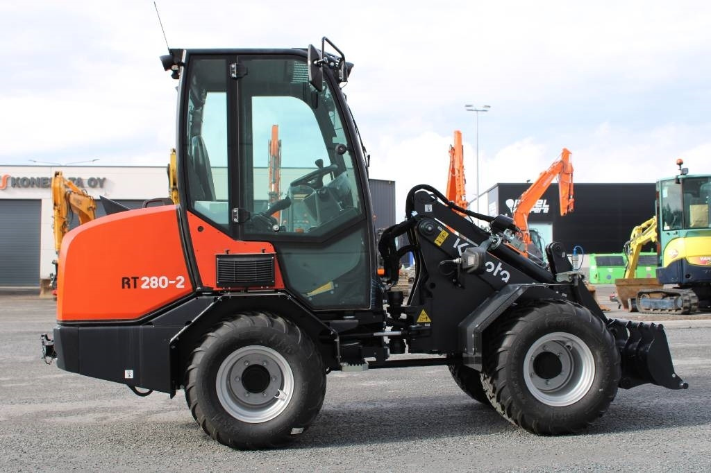 Kubota RT280-2 UUSI - Pemuat ringkas: gambar 5 Kubota RT280-2 UUSI - Pemuat ringkas: gambar 5