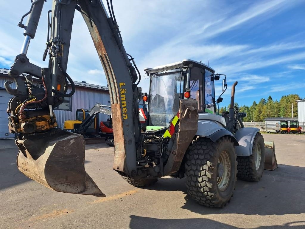 Lännen 8600E PYÖRITTÄJÄLLÄ  - Backhoe loader: gambar 4 Lännen 8600E PYÖRITTÄJÄLLÄ  - Backhoe loader: gambar 4