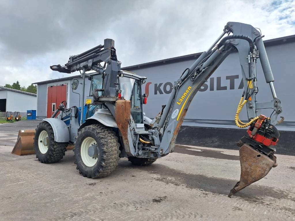 Lännen 8600G NOSTIN, HENKILÖKORI, PYÖRITTÄJÄ YM.  - Backhoe loader: gambar 2 Lännen 8600G NOSTIN, HENKILÖKORI, PYÖRITTÄJÄ YM.  - Backhoe loader: gambar 2