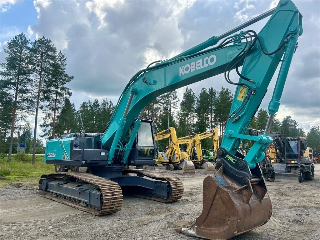 Ekskavator perayap New Holland Kobelco E305C EVO: gambar 12