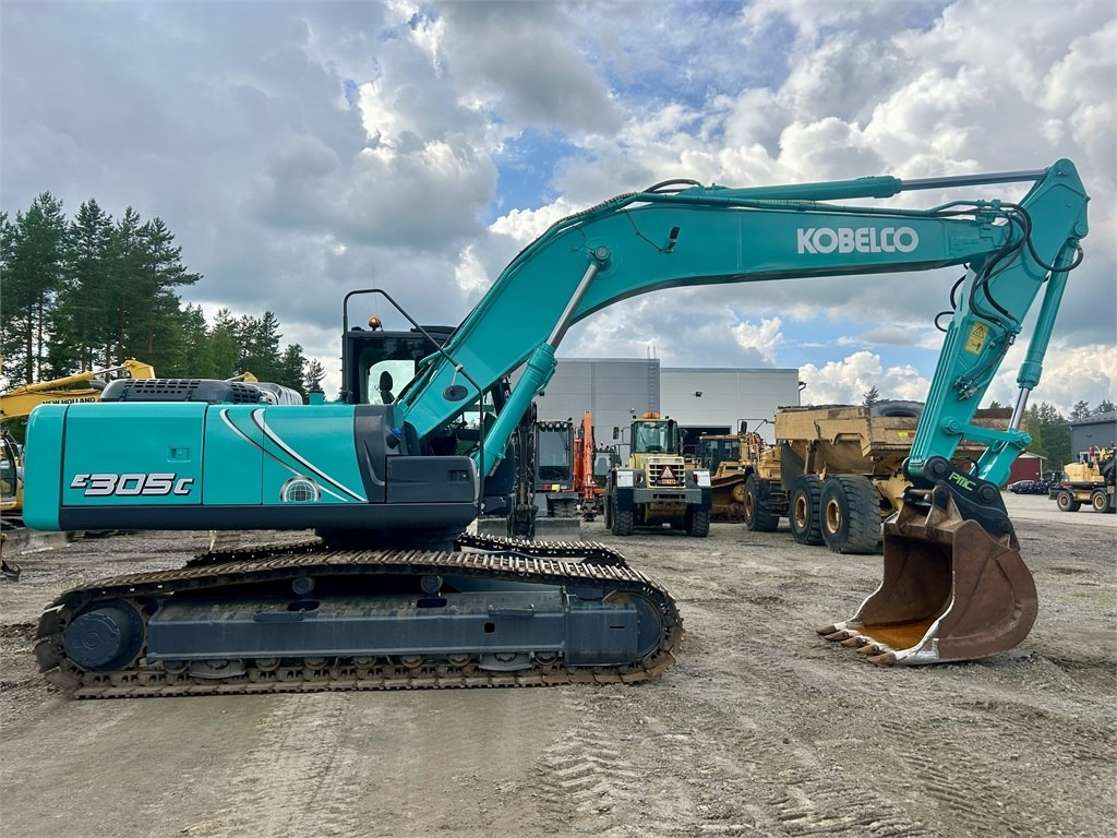 Ekskavator perayap New Holland Kobelco E305C EVO: gambar 10